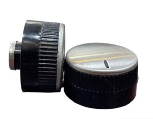 BOUTON CUIS BAKELITE CHROME OVAL