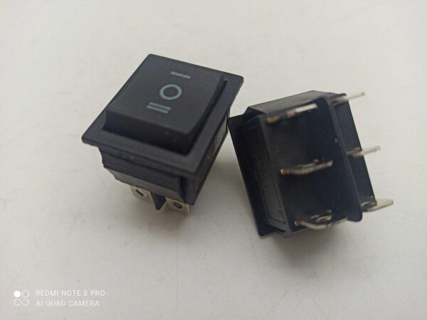 EXTRACTEUR CARRE 120*120*38MM-220V